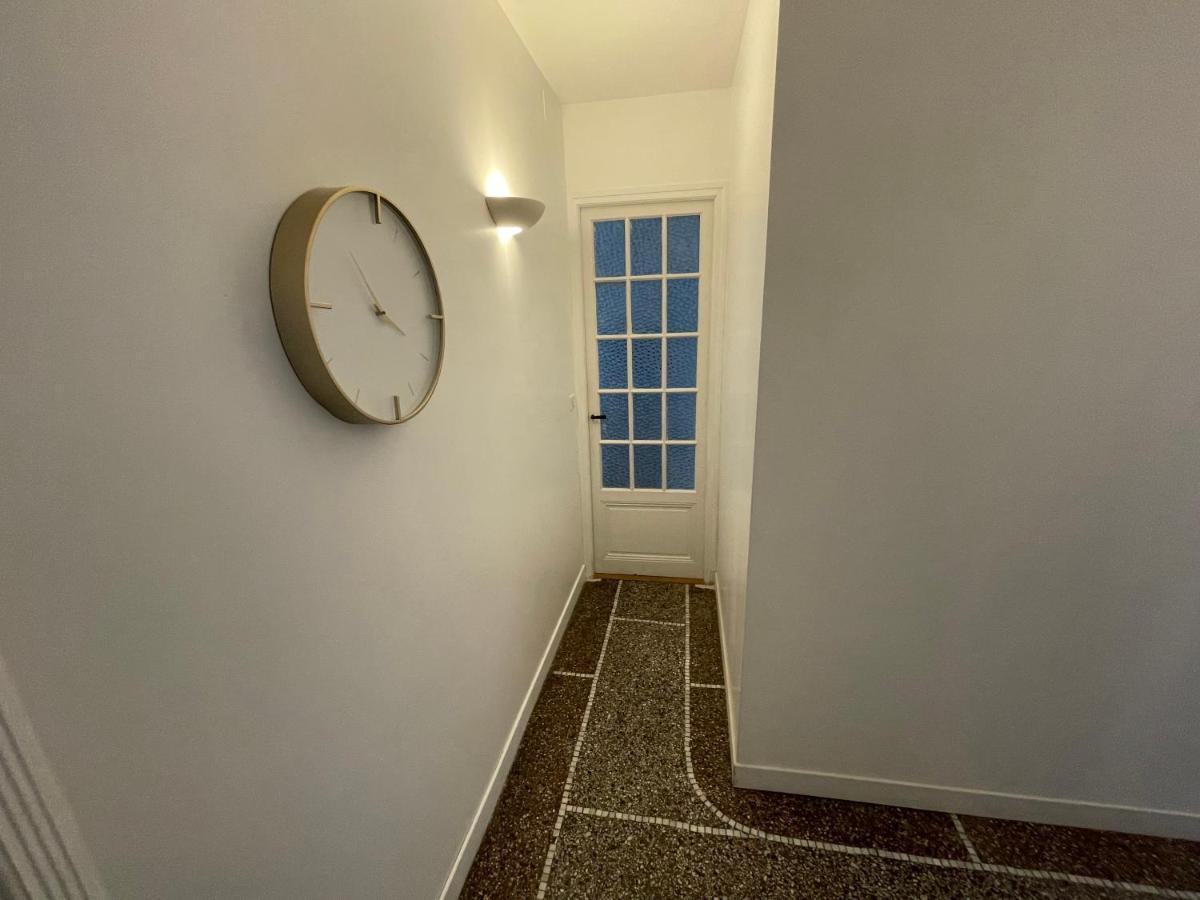 Renting - Notre Dame - Cosy Loft Perfect View On The Roofs Leilighet Nice
